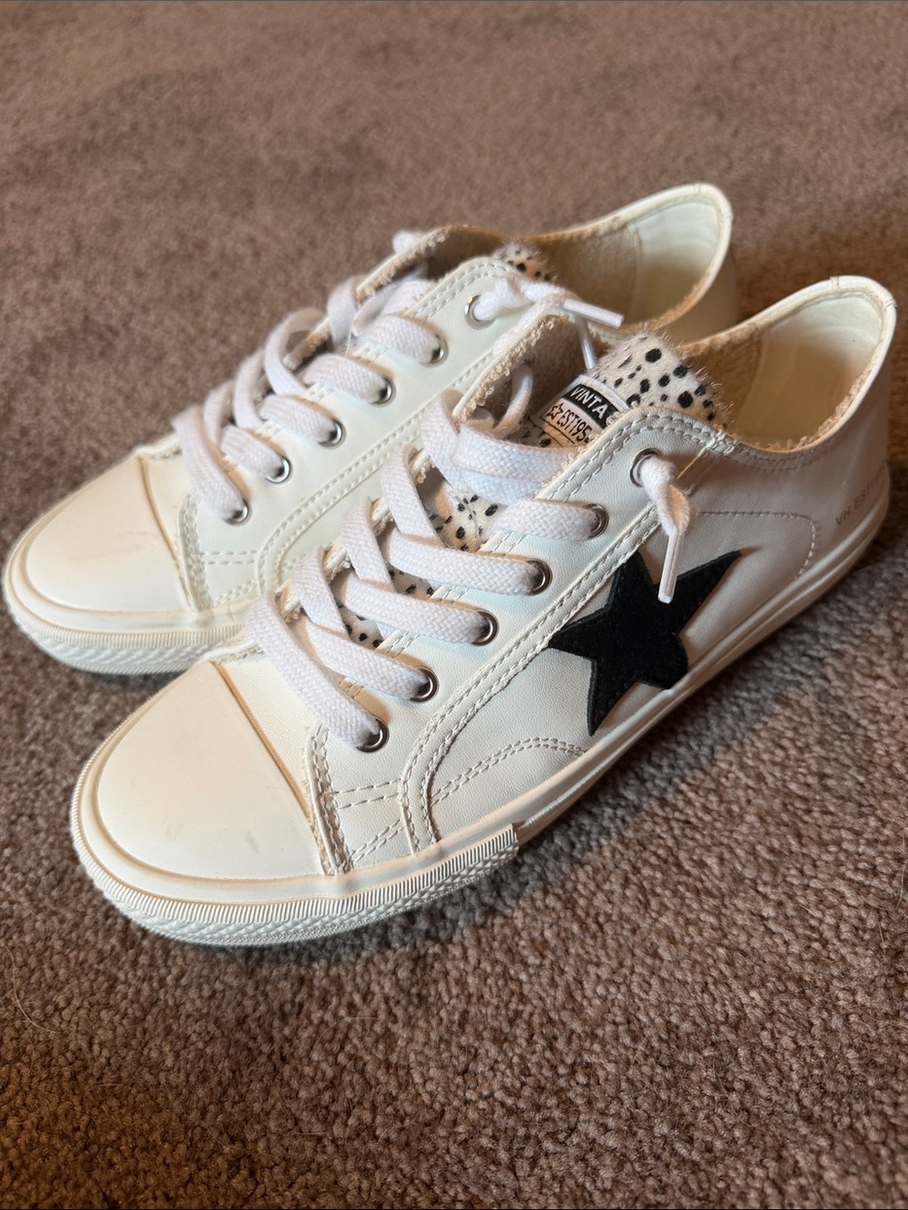 Vintage Havana Letty White Cheetah Low Top Sneaker Women’s Size 8 Black Star